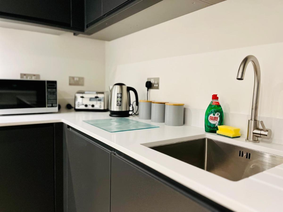 Fabulous One Bedroom Apartment Near Old Trafford Stadium แมนเชสเตอร์ ภายนอก รูปภาพ
