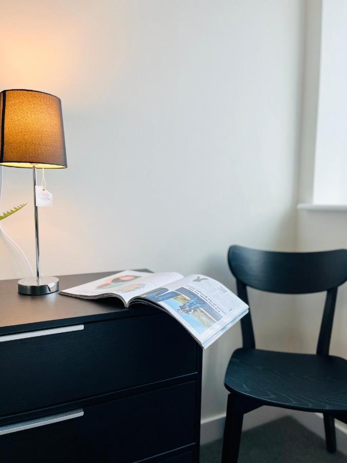 Fabulous One Bedroom Apartment Near Old Trafford Stadium แมนเชสเตอร์ ภายนอก รูปภาพ