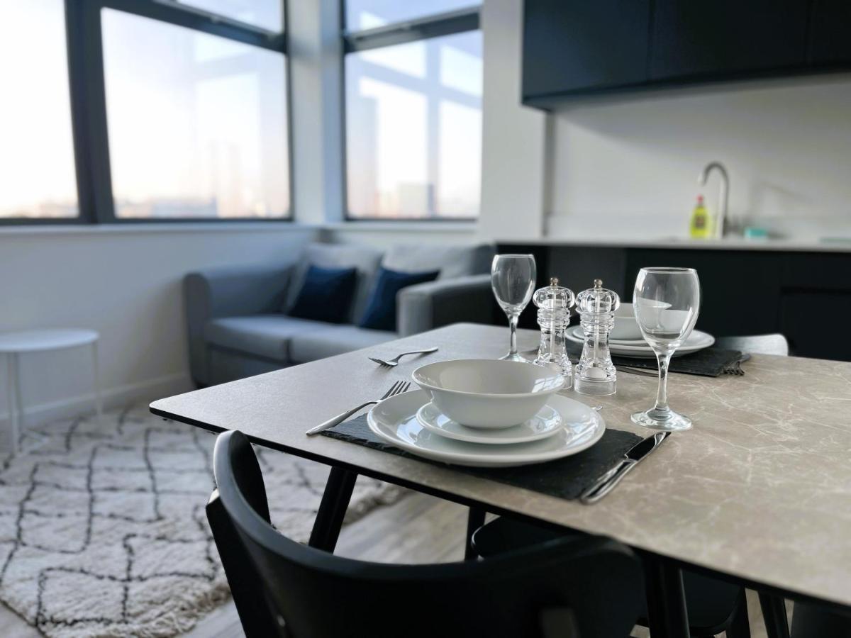 Fabulous One Bedroom Apartment Near Old Trafford Stadium แมนเชสเตอร์ ภายนอก รูปภาพ