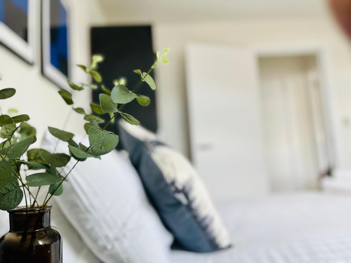 Fabulous One Bedroom Apartment Near Old Trafford Stadium แมนเชสเตอร์ ภายนอก รูปภาพ